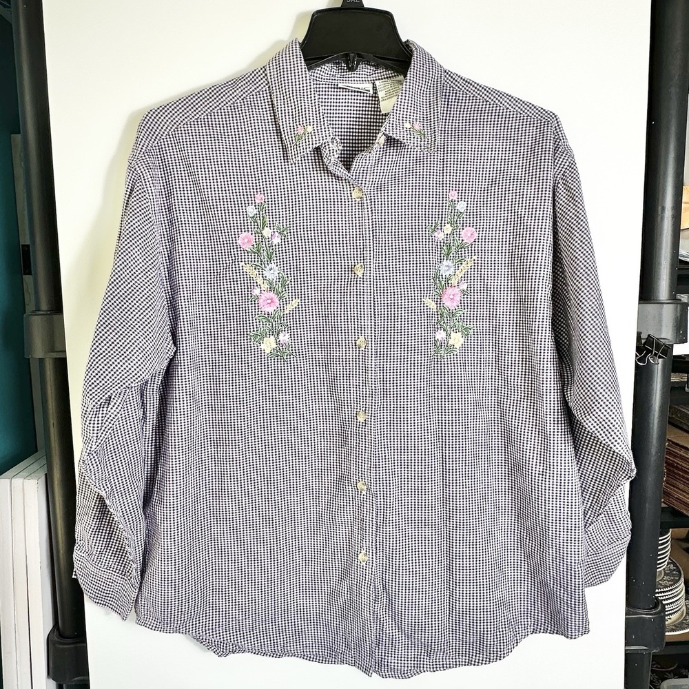 Vtg Basic Editions Womens Lg Navy Gingham Floral Embroidered Button Shirt EUC - Picture 2 of 5
